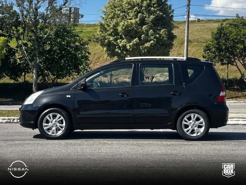 Livina - Foto