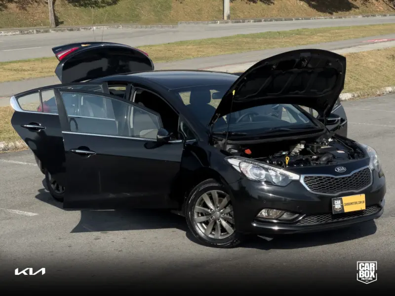 Cerato Sedan - Foto