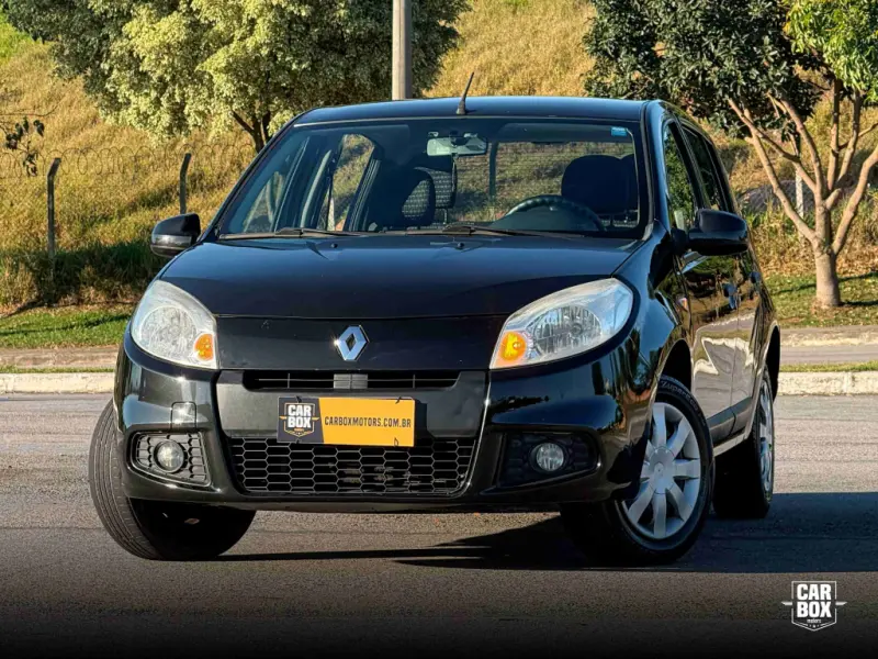 Sandero - Foto