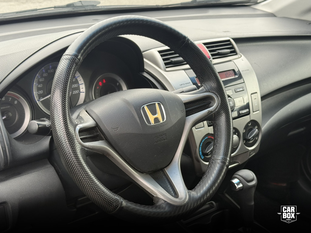 City Sedan - Foto