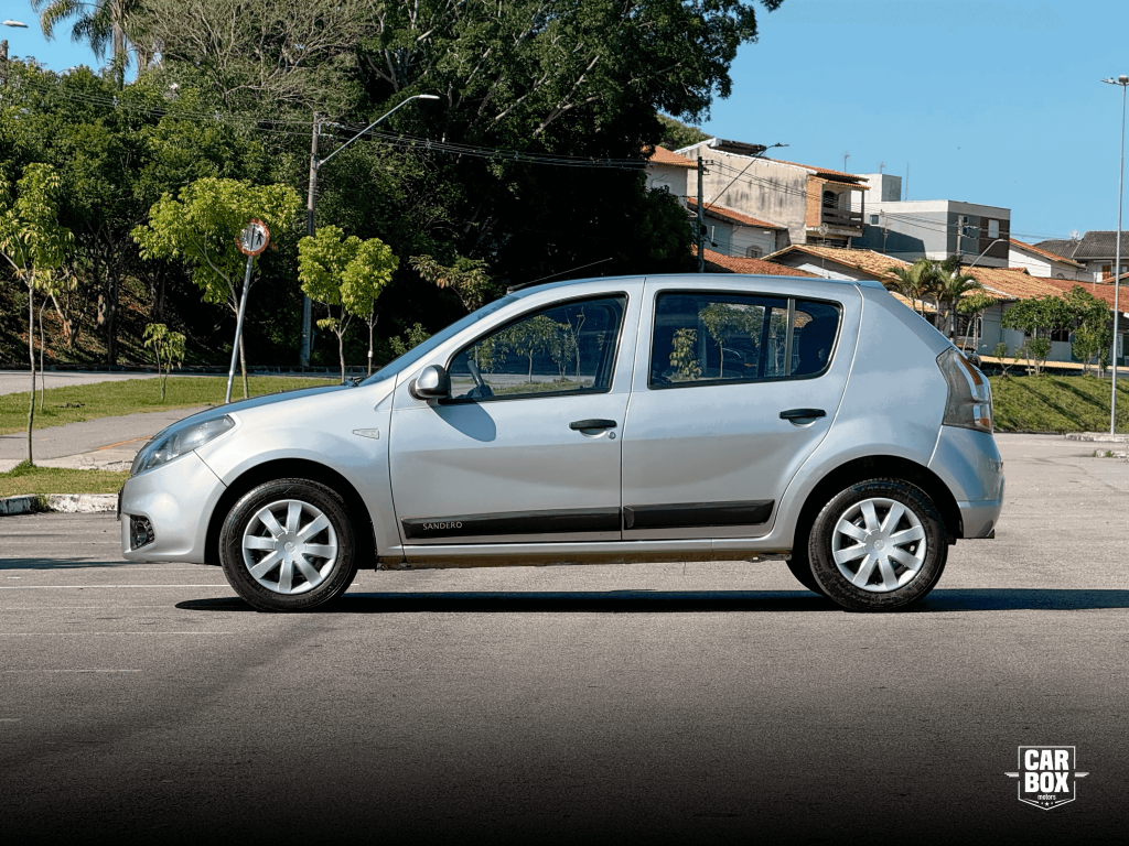 Sandero - Foto