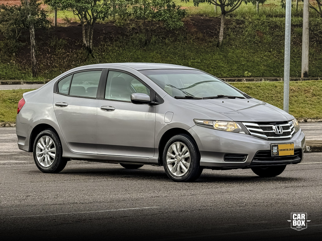 City Sedan - Foto
