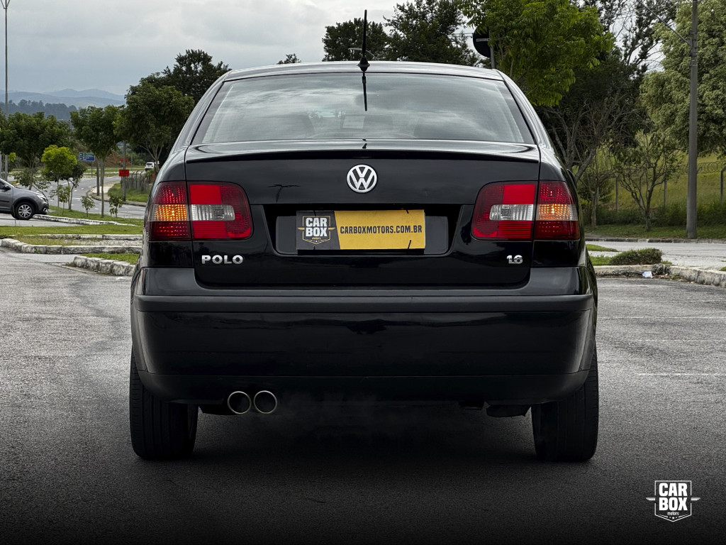 Polo Sedan - Foto