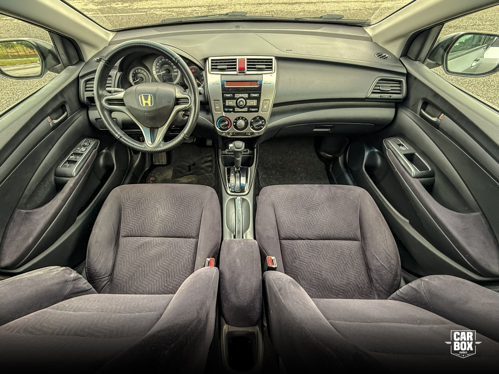 City Sedan - Foto
