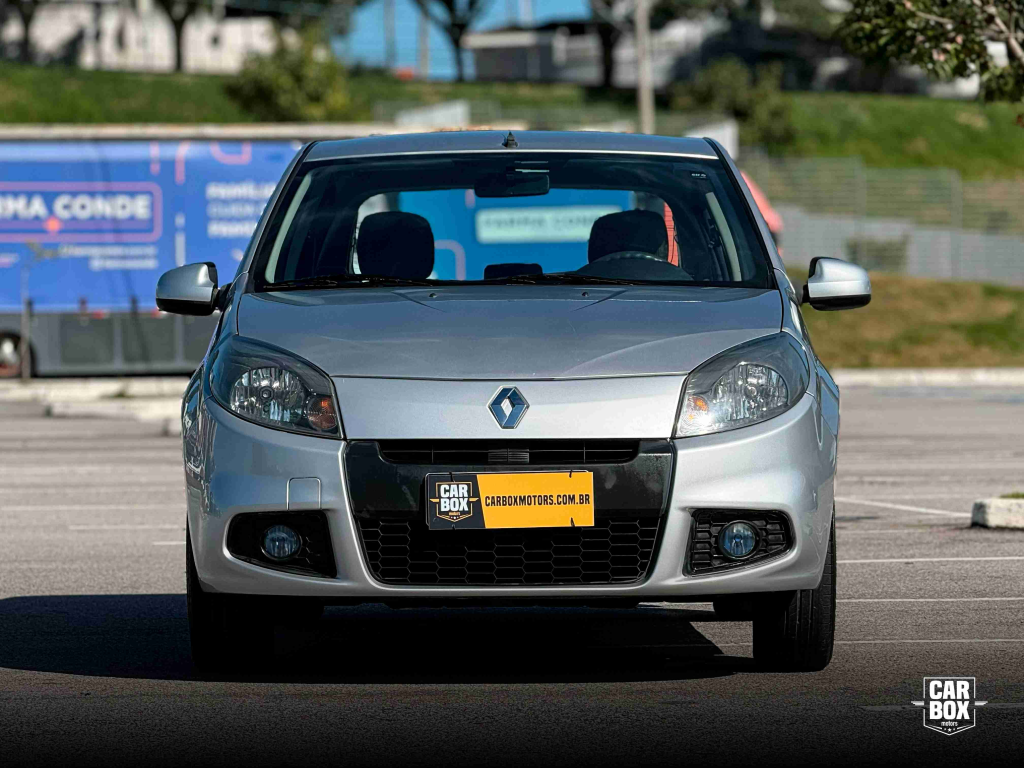 Sandero - Foto